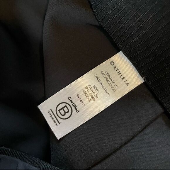 Athleta Black Mercurial Crop Flare Pants S - Picture 5 of 6